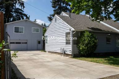 Main picture of 7307 SE 76th Ave