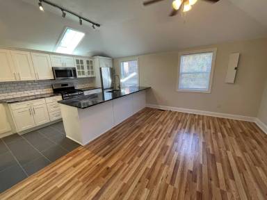 Main picture of 6726 McPherson Blvd