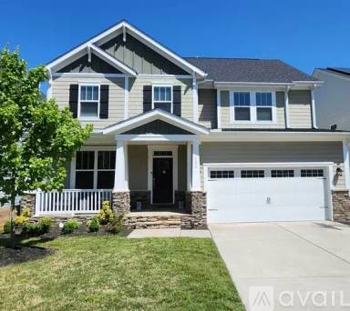 Main picture of 208 Mystwood Hollow Cir