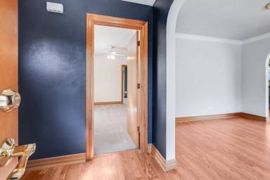 Main picture of 5823 N Albina Ave