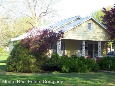 Main picture of 203 Sterling St