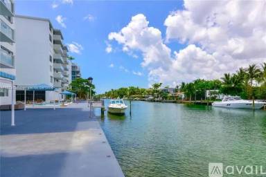Main picture of 10000 W Bay Harbor Dr