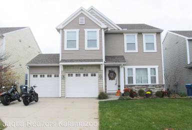 Main picture of 8853 Aveling Way