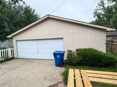 Main picture of 1571 34th Ave