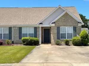 Main picture of 345 Jeremy Ln