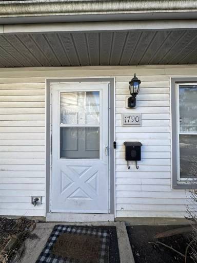 Main picture of 1790 Queensbury Cir