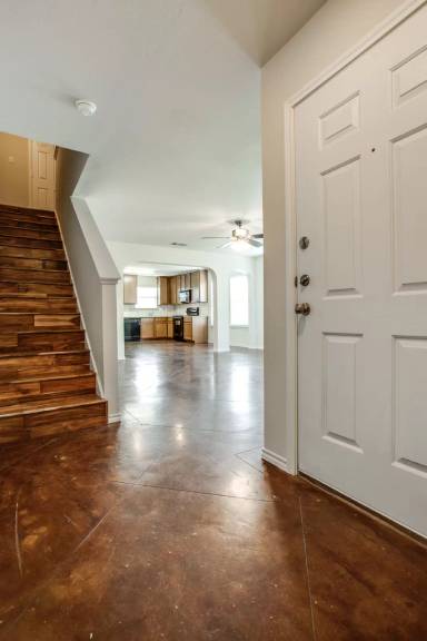 Main picture of 3127 Waits Avenue - 103