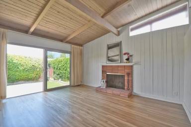 Main picture of 2243 W 237th St