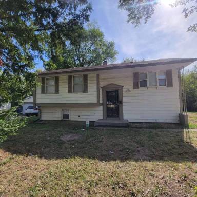 Main picture of 4041 Biscayne Rd