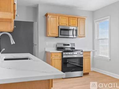 Main picture of 782 Morton St