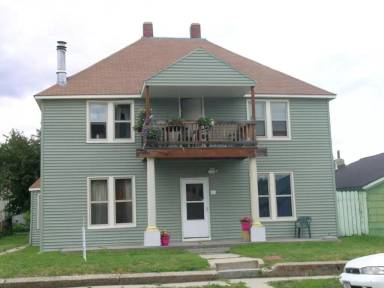 Main picture of 411 S Hauser Ave