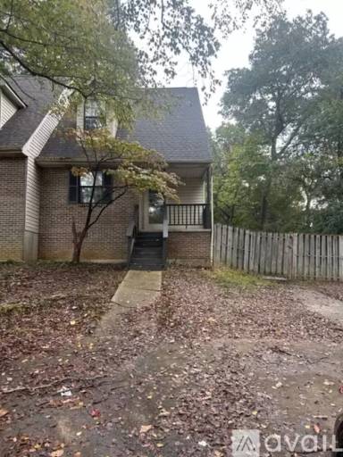 Main picture of 2000 Countryhill Ln