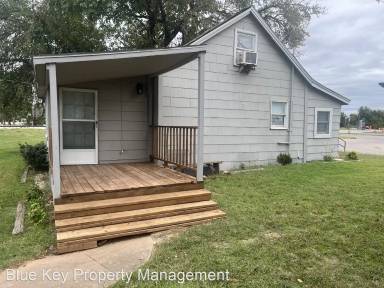 Main picture of 213 W A St