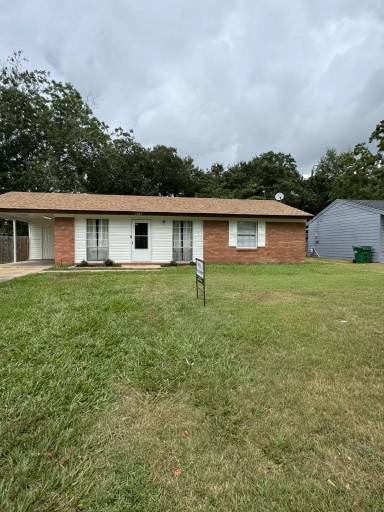 Main picture of 7005 Denver Dr