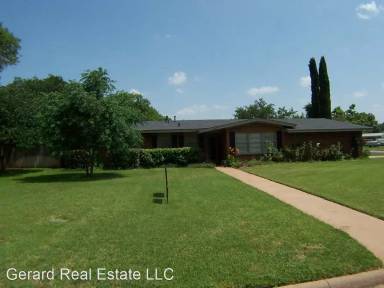 Main picture of 3317 Parkcrest Dr