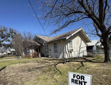 Main picture of 601 E Main St
