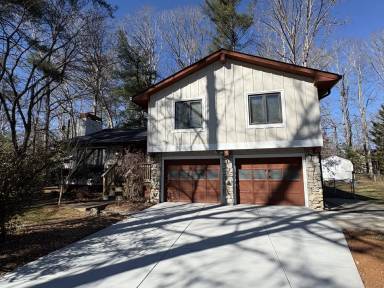 Main picture of 161 Scarlet Dr