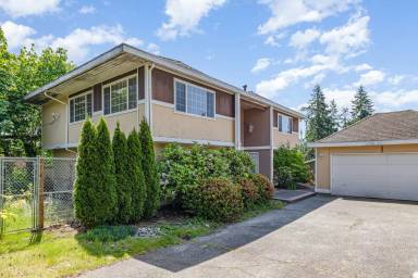 Main picture of 110 174th Pl NE