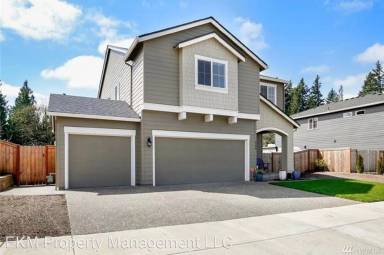 Main picture of 2734 S Red Tail Loop