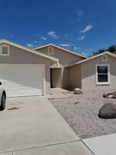 Main picture of 949 Rosalie Ave