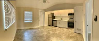 Main picture of 1020 NE 17th Way