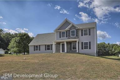 Main picture of 6 Barbara Ln