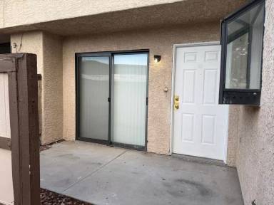 Main picture of 3052 Saint George St