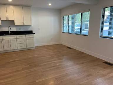 Main picture of 807 Tahoe Blvd