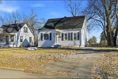 Main picture of 1582 Vendome Dr S