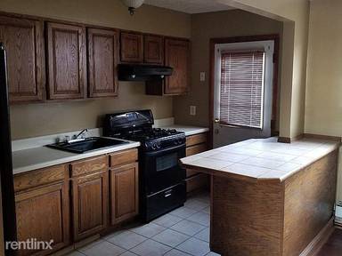 Main picture of 2628 S Sylmar St