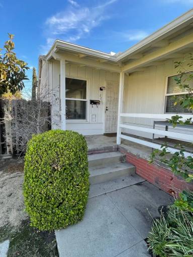 Main picture of 8200 Kittyhawk Ave