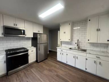 Main picture of 3017 McQueen St