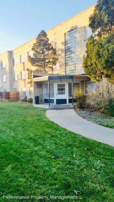 Main picture of 1475 Cherry St