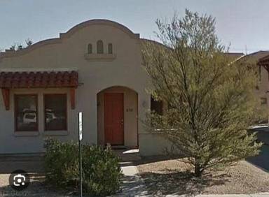 Main picture of 830 N 2nd Ave