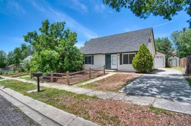 Main picture of 2036 Fernwood Dr