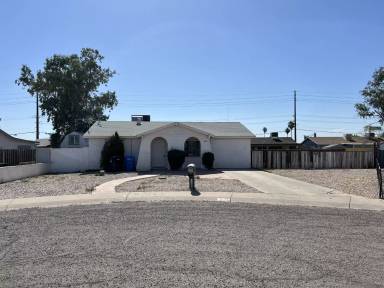 Main picture of 2838 N 70th Dr