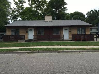 Main picture of 252 Stoddard Ave