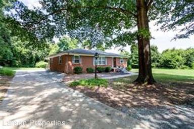 Main picture of 1726 Kirkpatrick Rd