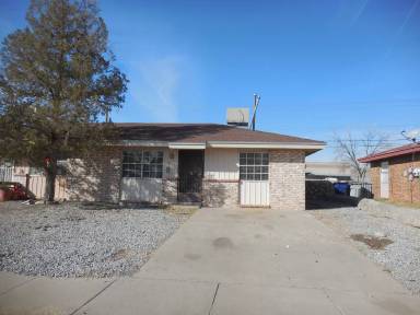 Main picture of 2109 Lake Omega St