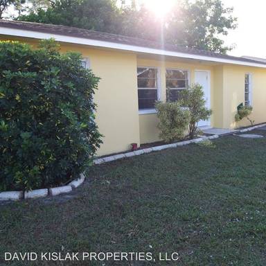 Main picture of 5590 S 36th St