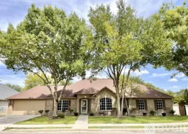 Main picture of 1604 Canyon Oak