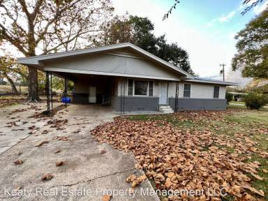 Main picture of 100 N Long St