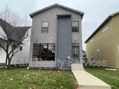 Main picture of 749 Parkway Ave