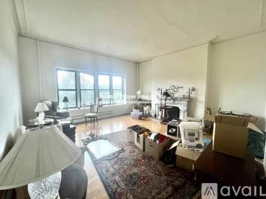 Main picture of 140 Beacon St