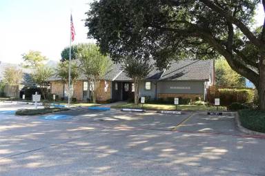 Main picture of 248 Settlers Park Dr