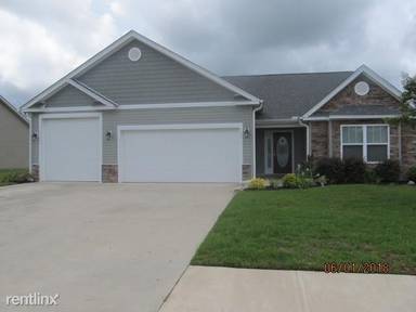 Main picture of 504 Shea Loop