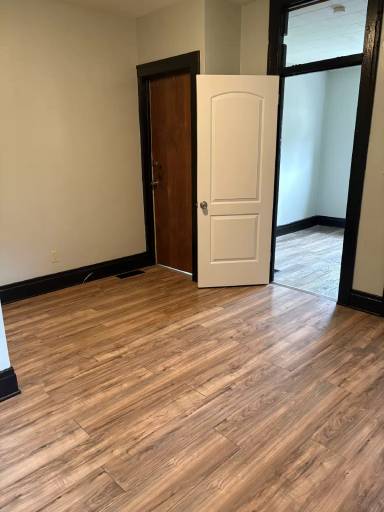 Main picture of 467 Fargo Ave