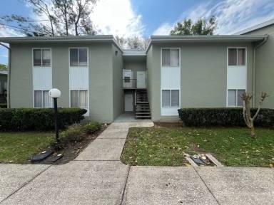 Main picture of 610 Fairways Cir