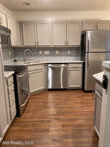 Main picture of 10108 University Park Ln