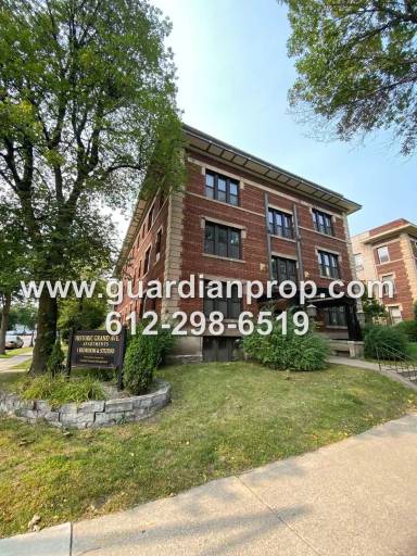 Main picture of 45 Lexington Pkwy S